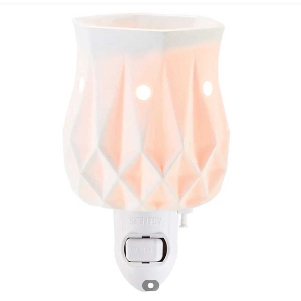 Scentsy Alabaster Plug-in Mini Warmer
